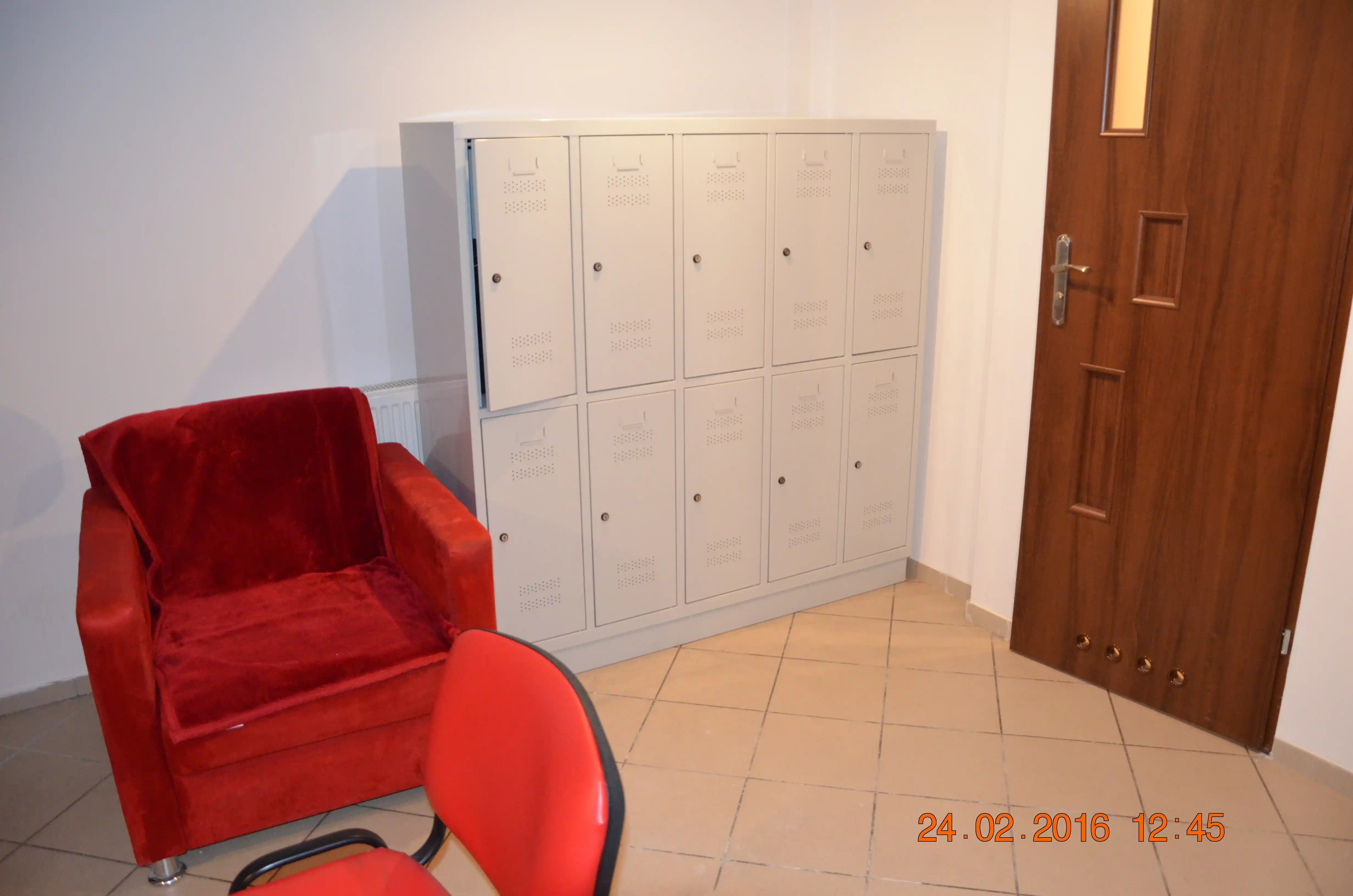 Siłownia TRICEPS-GYM - Profesjonalne wyposażenie i sprzęt treningowy 13