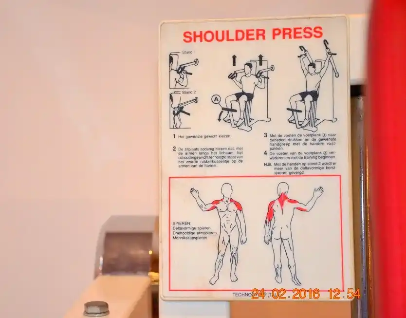 TRICEPS-GYM - Sala z profesjonalnym wyposażeniem